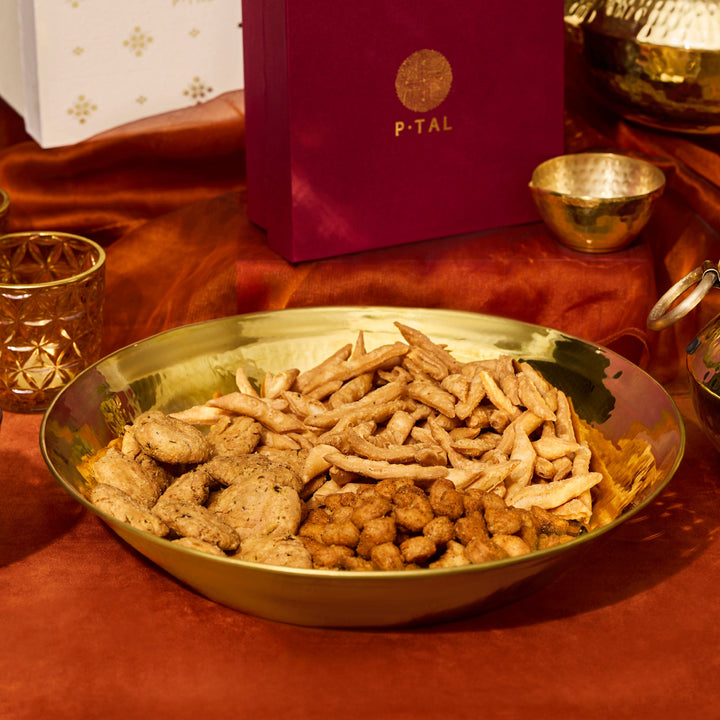 Brass Paraat (High Hipped Platter)